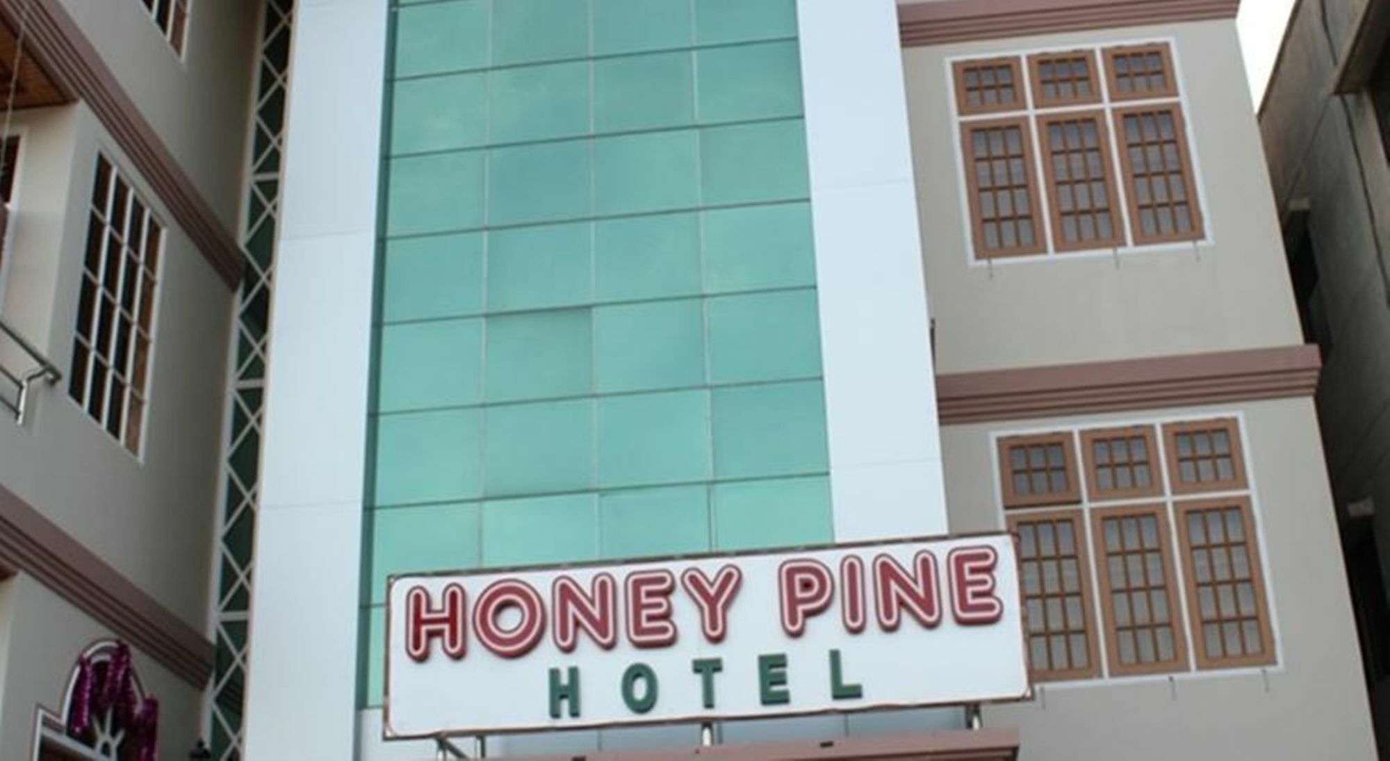 Honey Pine Hotel Kalaw Exterior photo